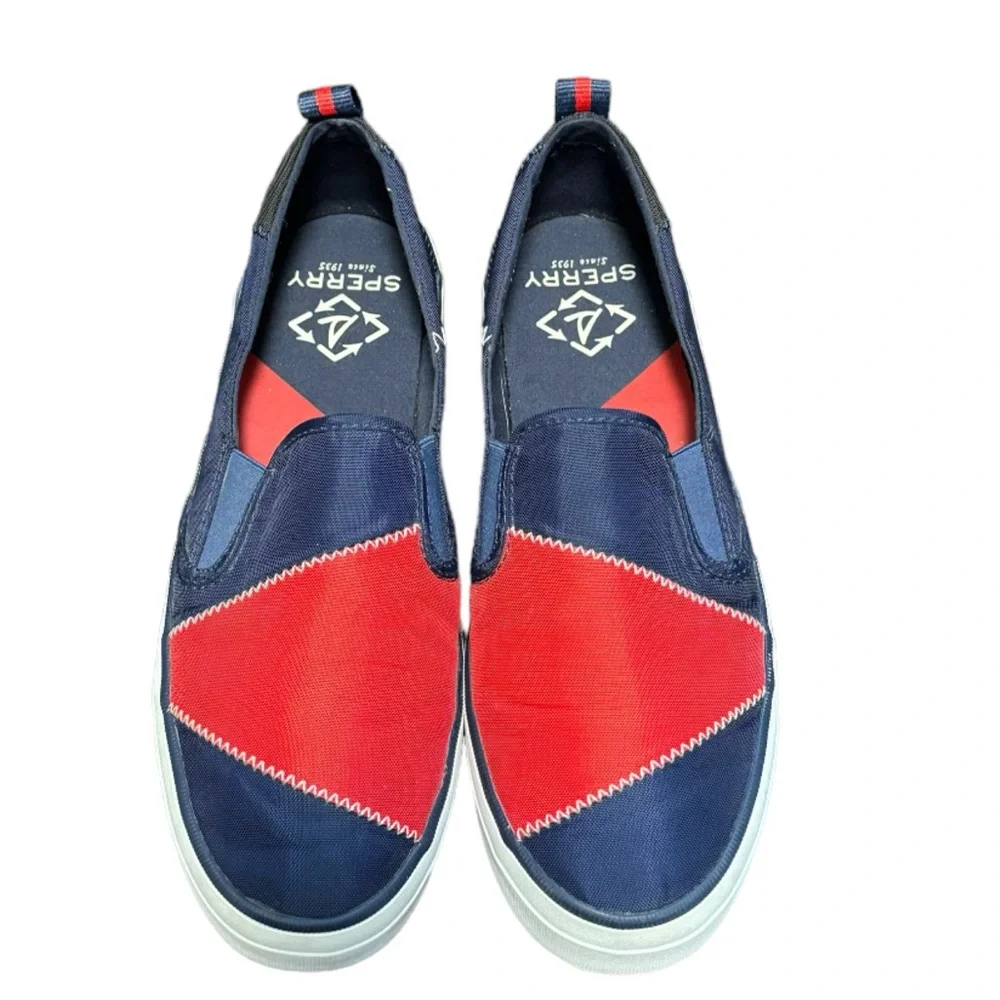Sperry Women’s Crest Twin Gore Bionic Navy/Red Sneakers Size 9.5